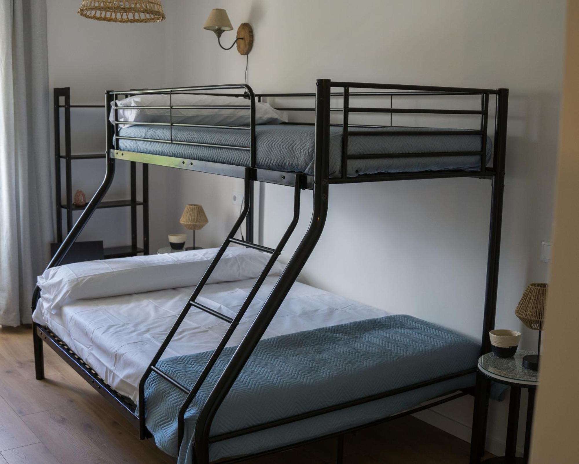 Antojos Bed & Breakfast Tardajos ภายนอก รูปภาพ