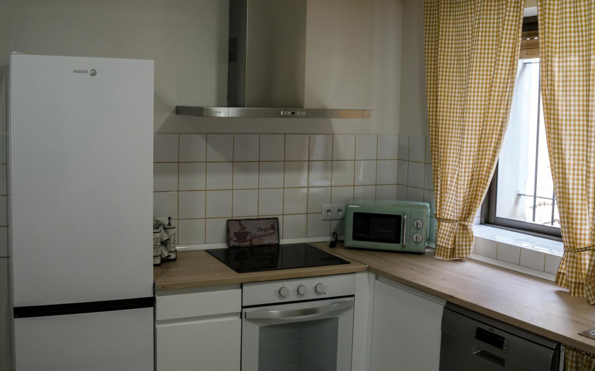 Antojos Bed & Breakfast Tardajos ภายนอก รูปภาพ